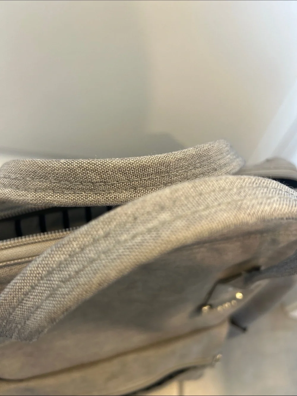 Women’s Gray Canvas Backpack - Brand- Swiss Gear